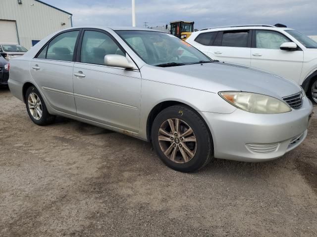 2005 Toyota Camry LE