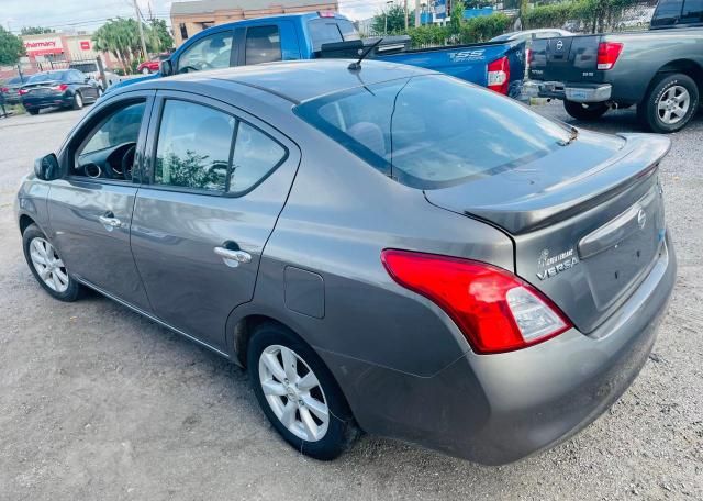 2014 Nissan Versa S