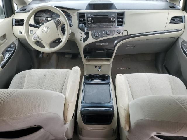 2012 Toyota Sienna LE