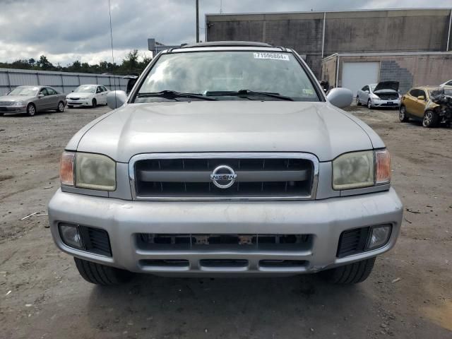 2004 Nissan Pathfinder LE