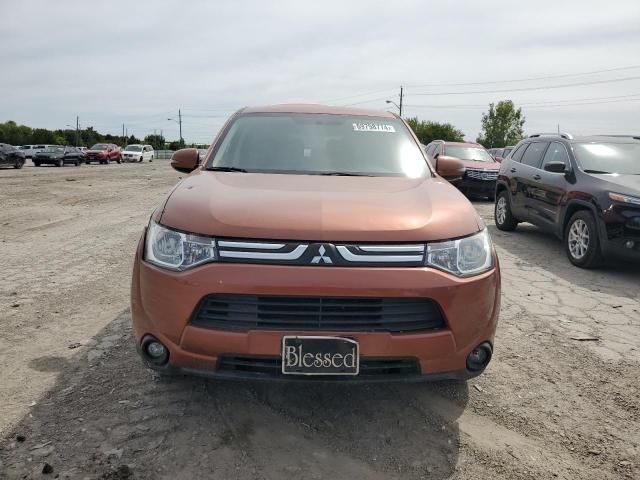 2014 Mitsubishi Outlander SE