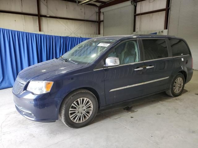 2015 Chrysler Town & Country Touring L