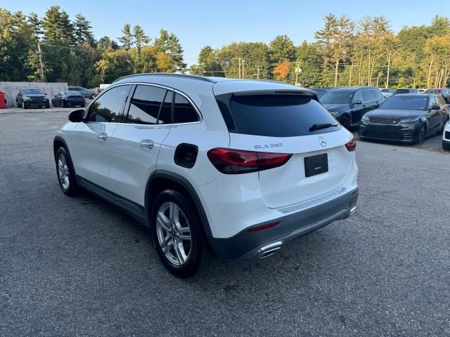 2021 Mercedes-Benz GLA 250