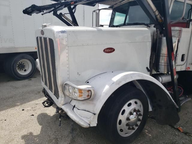 2014 Peterbilt 388