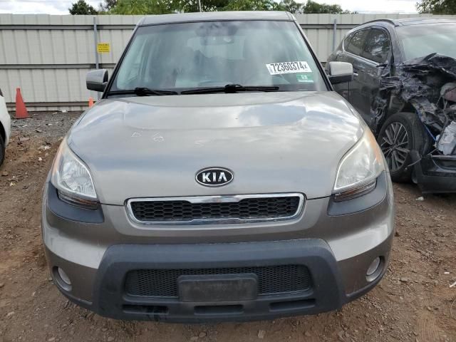 2011 KIA Soul +