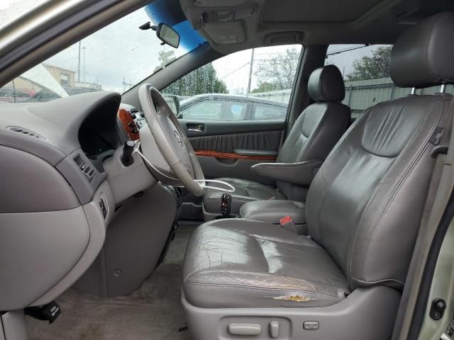 2006 Toyota Sienna XLE