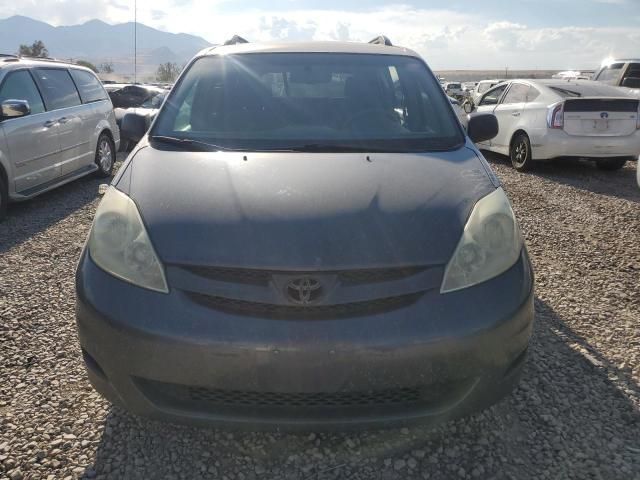 2006 Toyota Sienna CE