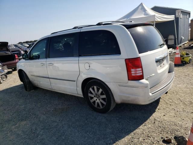 2010 Chrysler Town & Country Touring