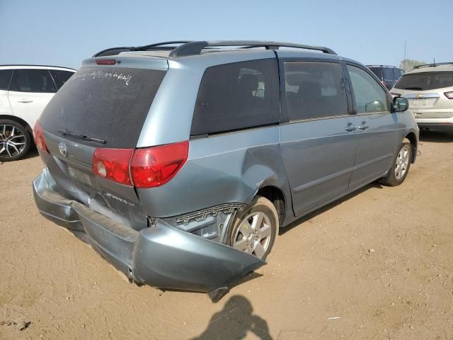 2006 Toyota Sienna CE