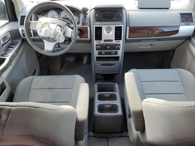 2010 Chrysler Town & Country Touring