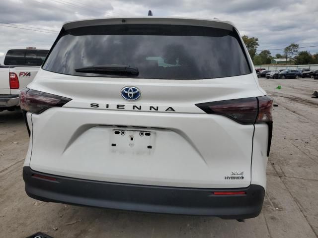 2023 Toyota Sienna XLE