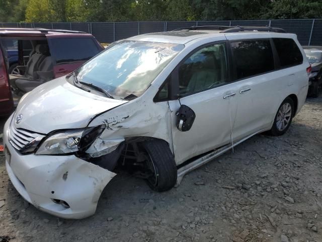 2014 Toyota Sienna XLE