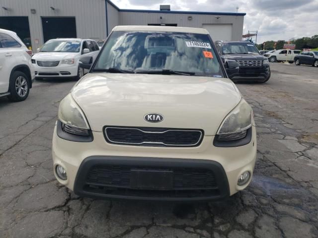 2013 KIA Soul +