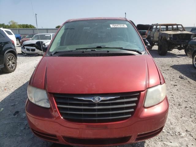 2007 Chrysler Town & Country LX