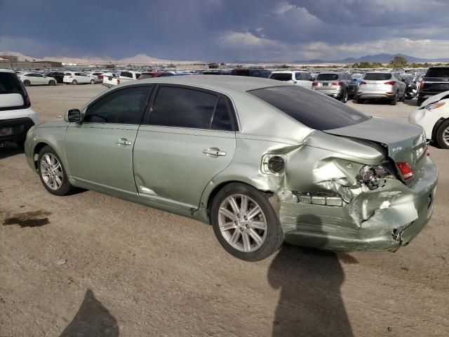 2005 Toyota Avalon XL