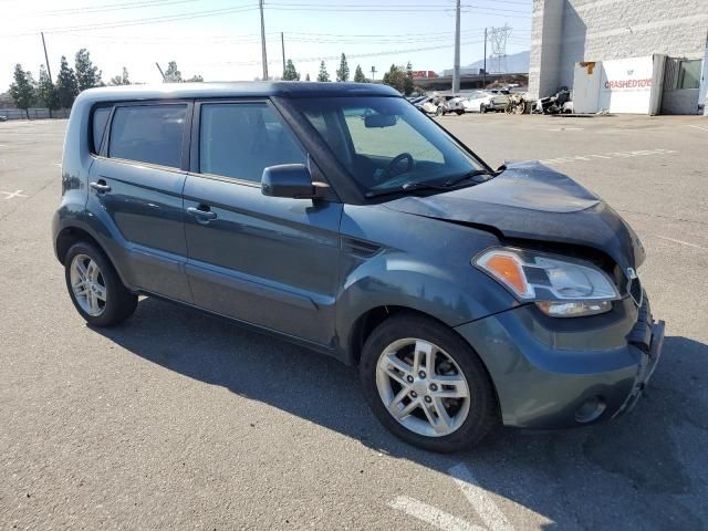 2011 KIA Soul +