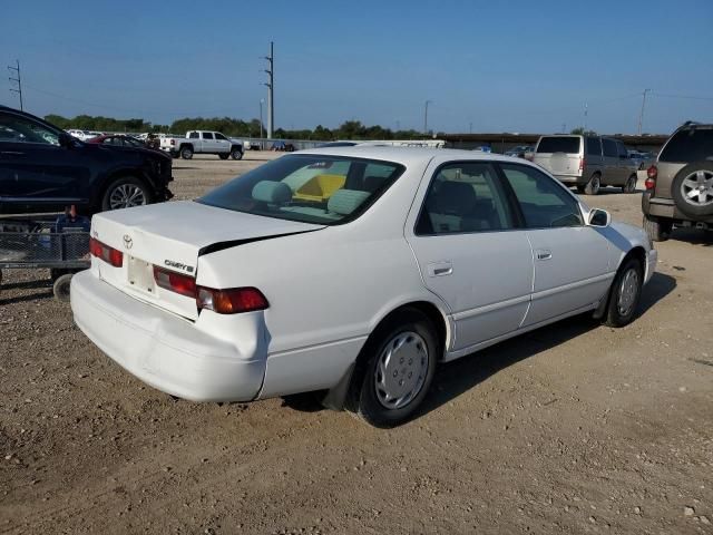 1999 Toyota Camry LE