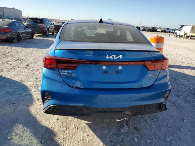 2023 KIA Forte GT Line