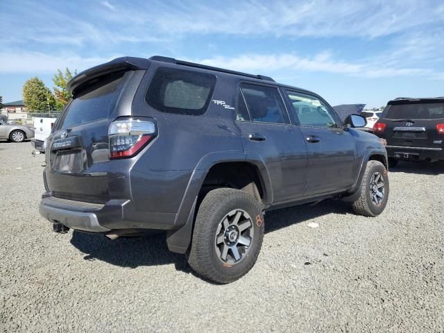 2023 Toyota 4runner SE