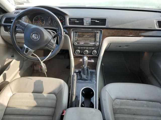 2014 Volkswagen Passat SEL