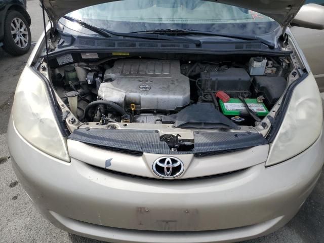 2008 Toyota Sienna XLE