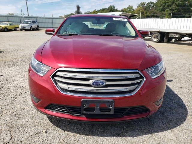 2018 Ford Taurus SEL