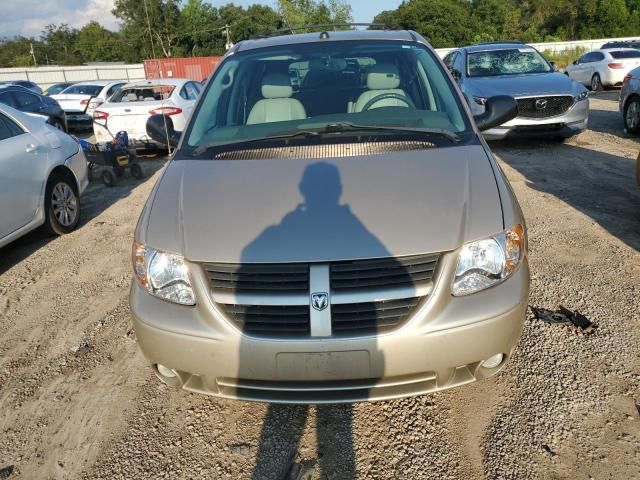 2005 Dodge Grand Caravan SXT