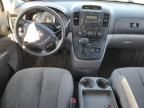 2007 Hyundai Entourage GLS