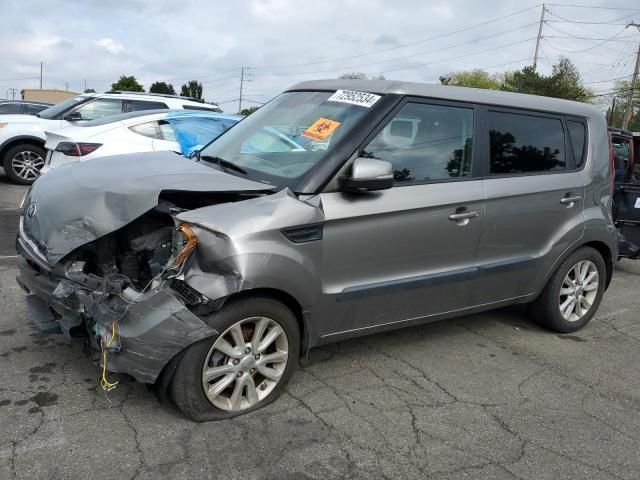 2013 KIA Soul +