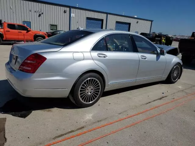 2011 Mercedes-Benz S 550