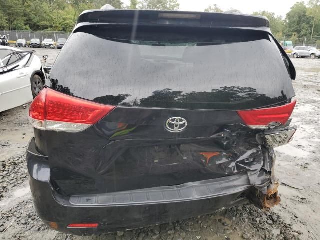 2012 Toyota Sienna LE