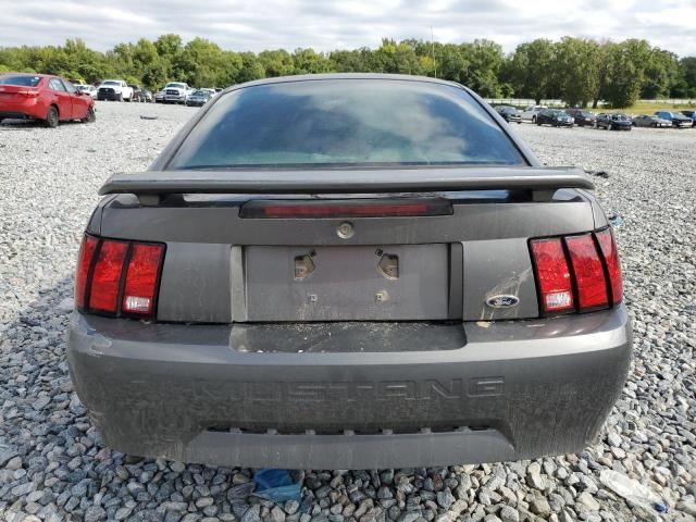 2004 Ford Mustang