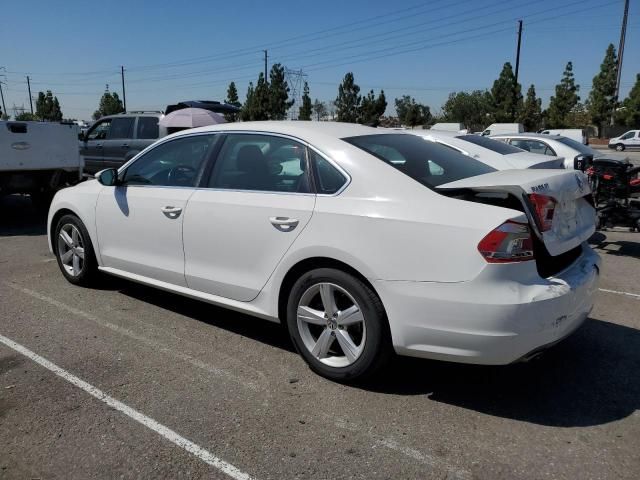 2012 Volkswagen Passat SE