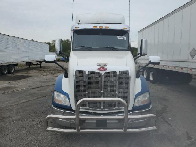 2018 Peterbilt 579