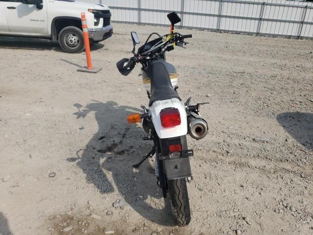 2015 Suzuki DR650 SE