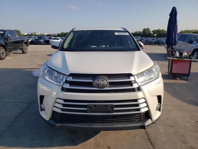 2018 Toyota Highlander SE