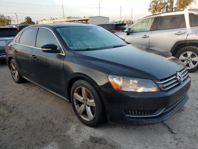 2013 Volkswagen Passat SE