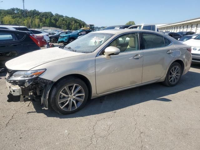 2016 Lexus ES 300H