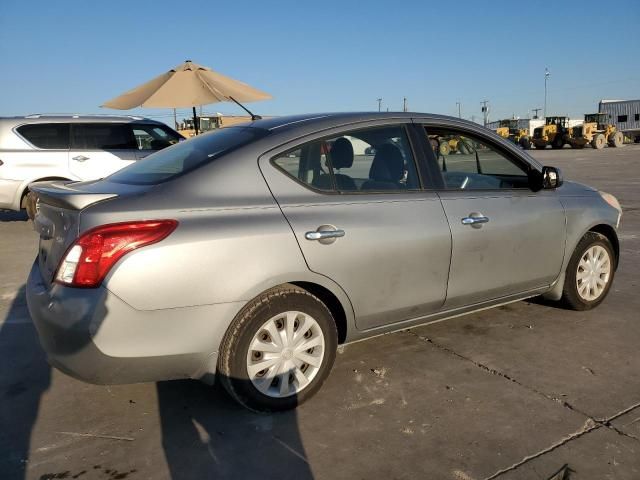 2014 Nissan Versa S