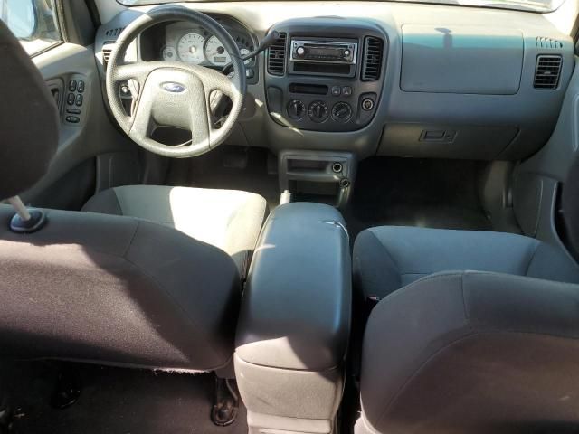 2003 Ford Escape XLS