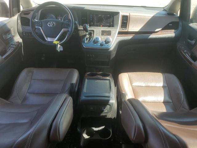 2015 Toyota Sienna XLE