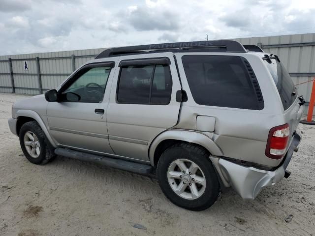 2004 Nissan Pathfinder LE