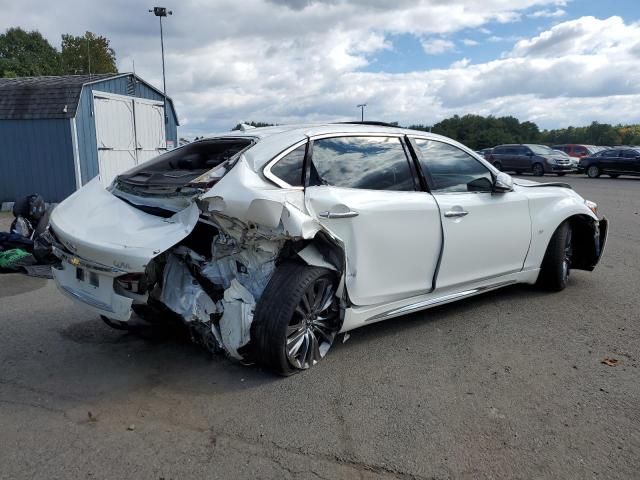 2017 Infiniti Q70 3.7