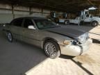 2005 Lincoln Town Car Signature