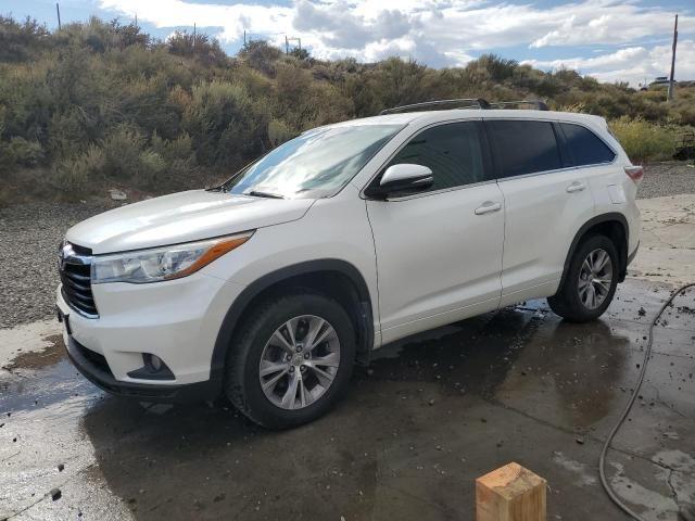 2015 Toyota Highlander LE