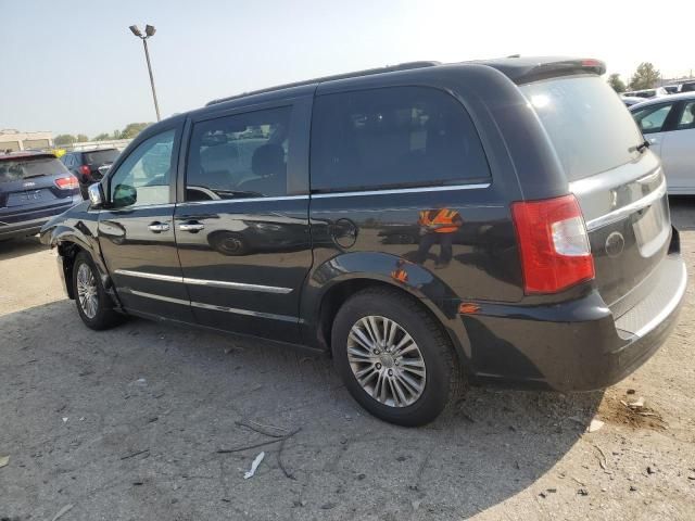 2013 Chrysler Town & Country Touring L