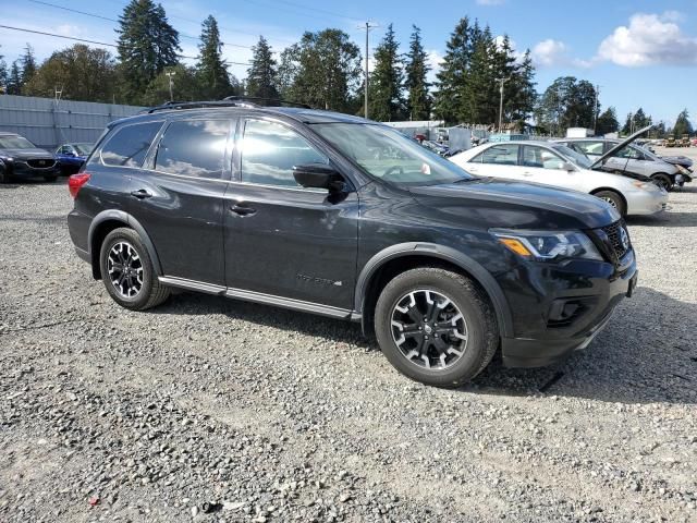 2020 Nissan Pathfinder SL