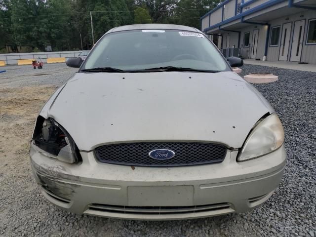 2006 Ford Taurus SE