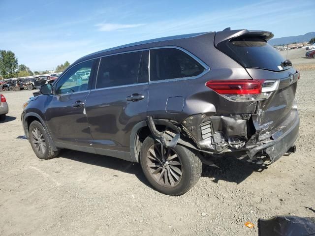 2019 Toyota Highlander SE