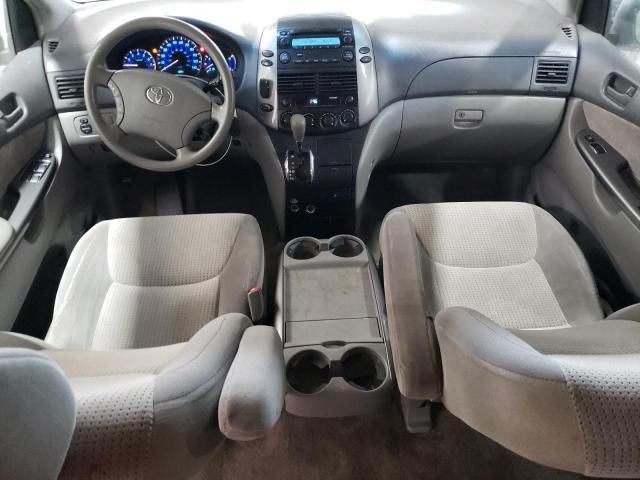 2007 Toyota Sienna CE